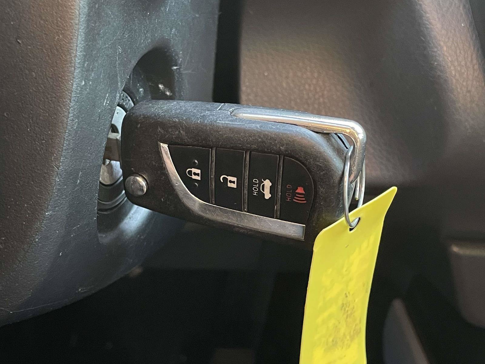 Used 2020 Toyota Camry LE FWD image 14