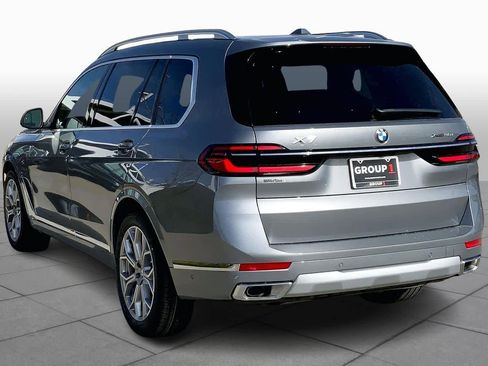 New 2026 BMW X7 xDrive40i w/ Premium Package AWD/4WD image 11