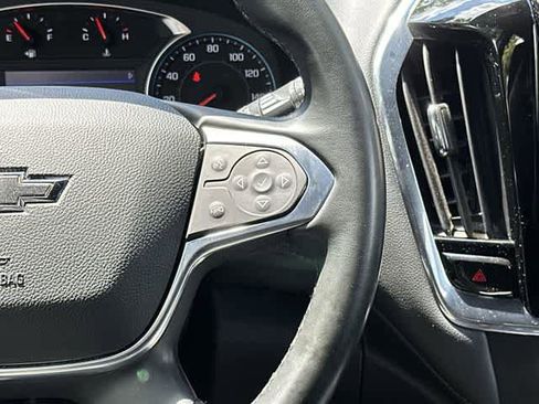 Used 2023 Chevrolet Traverse LT AWD/4WD image 9