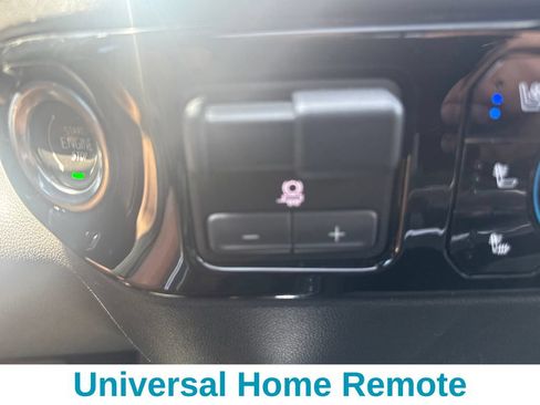 Used 2024 Chevrolet Silverado 2500 High Country w/ High Country Premium Package AWD/4WD image 25