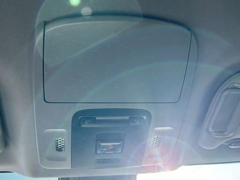 Used 2024 Toyota Camry SE image 22