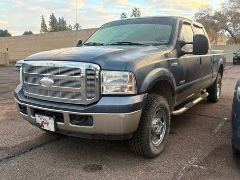 Used 2006 Ford F250 4x4 Crew Cab Super Duty image 2