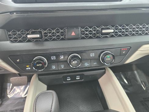 Certified 2024 Honda Accord EX image 18