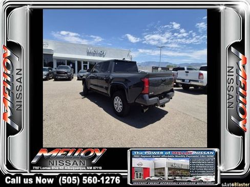 Used 2025 Toyota Tacoma SR5 AWD/4WD image 3