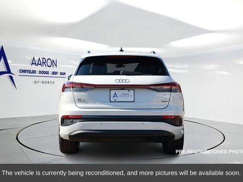 Used 2024 Audi Q4 e-tron Premium Plus w/ Premium Plus image 3