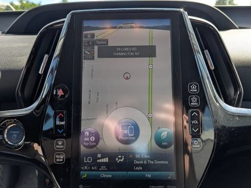 Used 2022 Toyota Prius Prime XLE FWD image 27