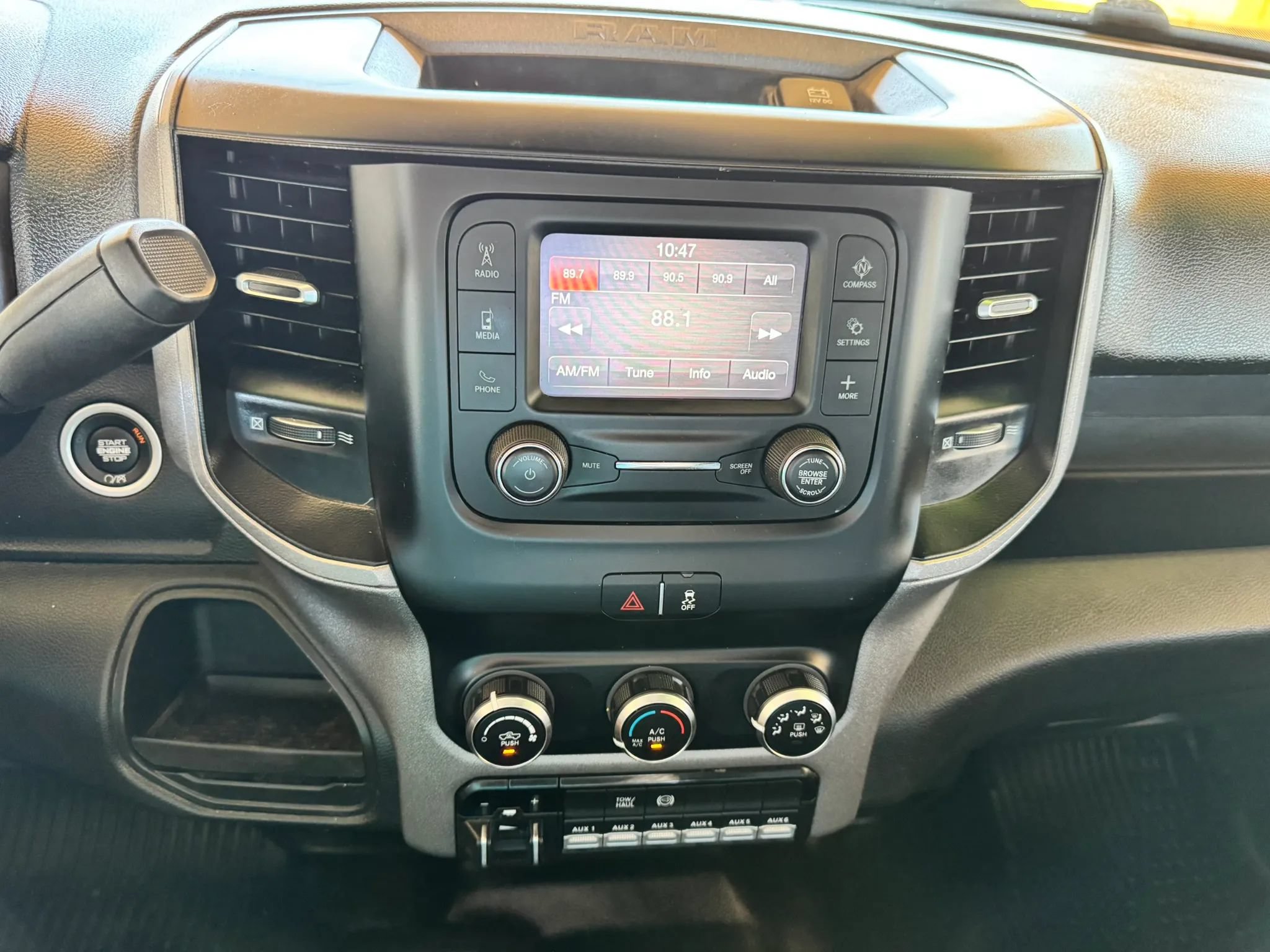 Used 2023 RAM 2500 Tradesman AWD/4WD image 15