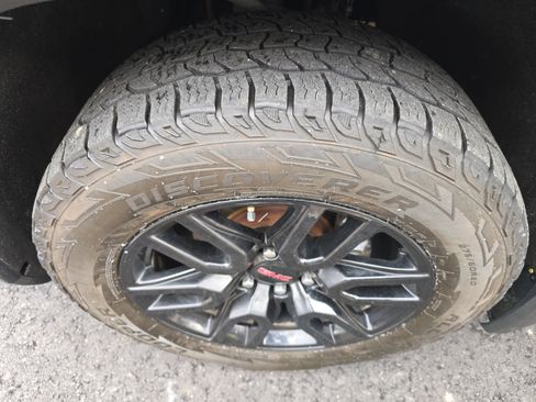 Used 2021 GMC Sierra 1500 Elevation w/ X31 Off-Road Package image 11