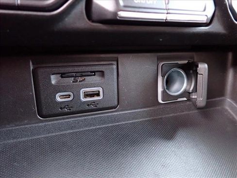 Used 2021 Chevrolet Tahoe High Country image 21