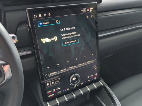 Certified 2026 GMC Terrain AT4 AWD/4WD image 5