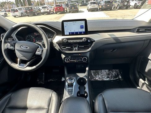 Used 2022 Ford Escape SEL FWD image 20