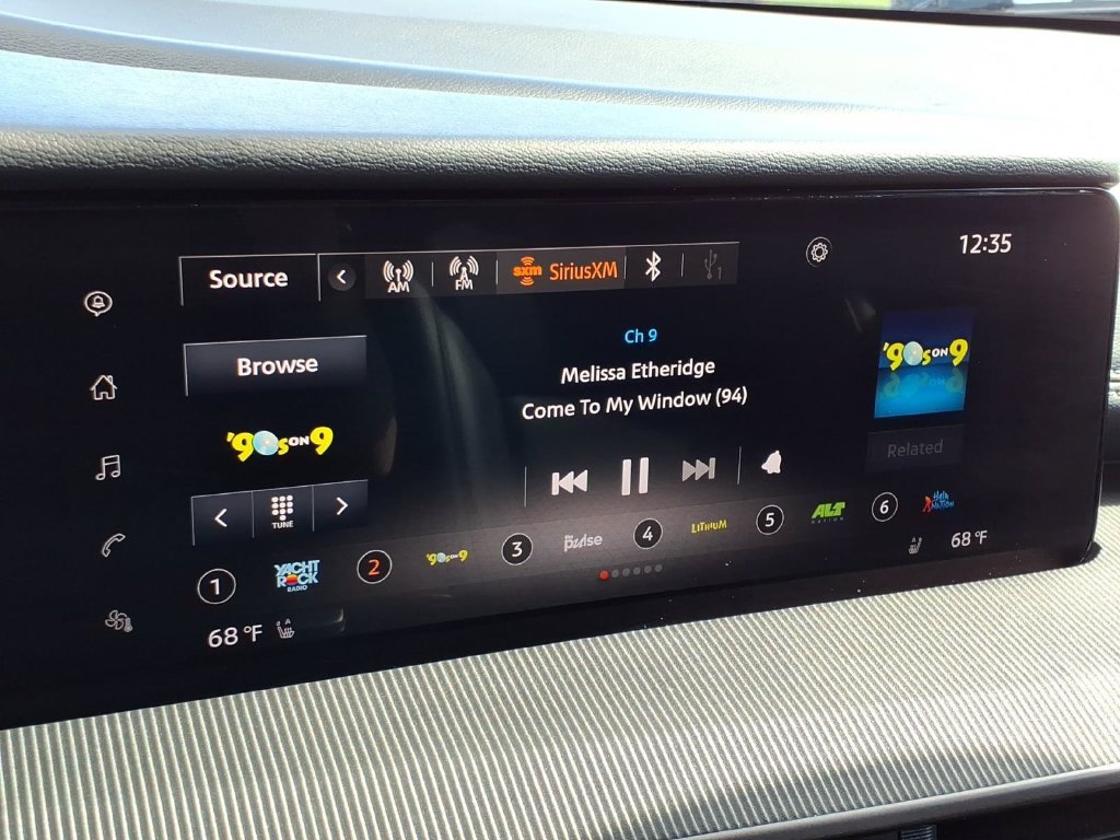 Certified 2025 Nissan Murano SV AWD/4WD image 24