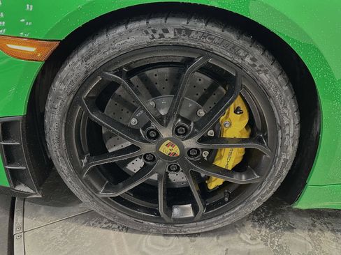 Certified 2021 Porsche 718 Boxster Spyder image 12