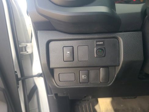 Used 2022 Toyota Tacoma SR image 23