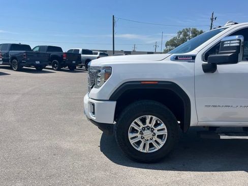 Used 2020 GMC Sierra 2500 Denali w/ Denali Ultimate Package AWD/4WD image 5