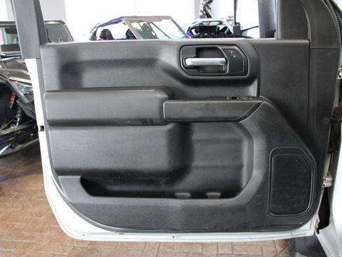 Used 2020 Chevrolet Silverado 2500 W/T w/ WT Convenience Package image 11