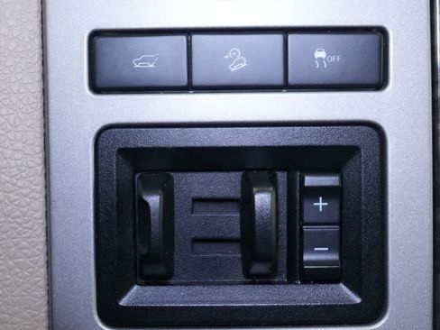 Used 2016 Ford Expedition Limited w/ Equipment Group 301A image 46