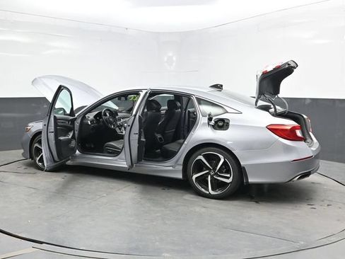 Used 2022 Honda Accord Sport image 45