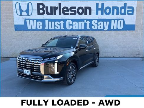Used 2024 Hyundai Palisade Calligraphy image 1