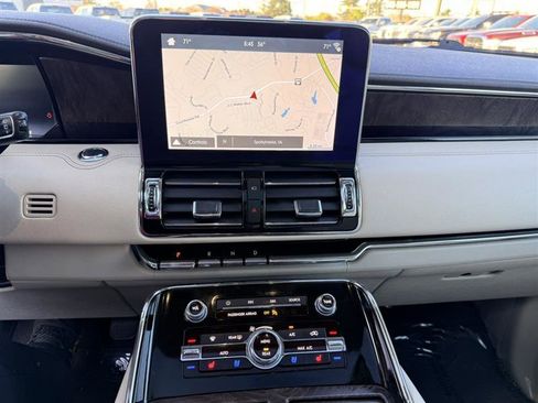 Used 2019 Lincoln Navigator L Reserve w/ Cargo Package AWD/4WD image 39