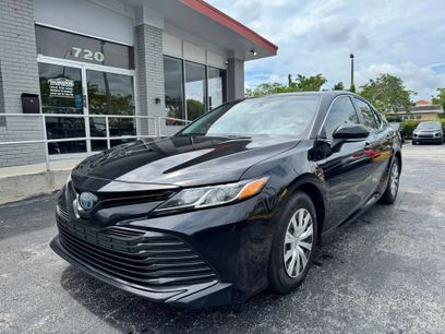 Used 2019 Toyota Camry LE Hybrid w/ Audio Package