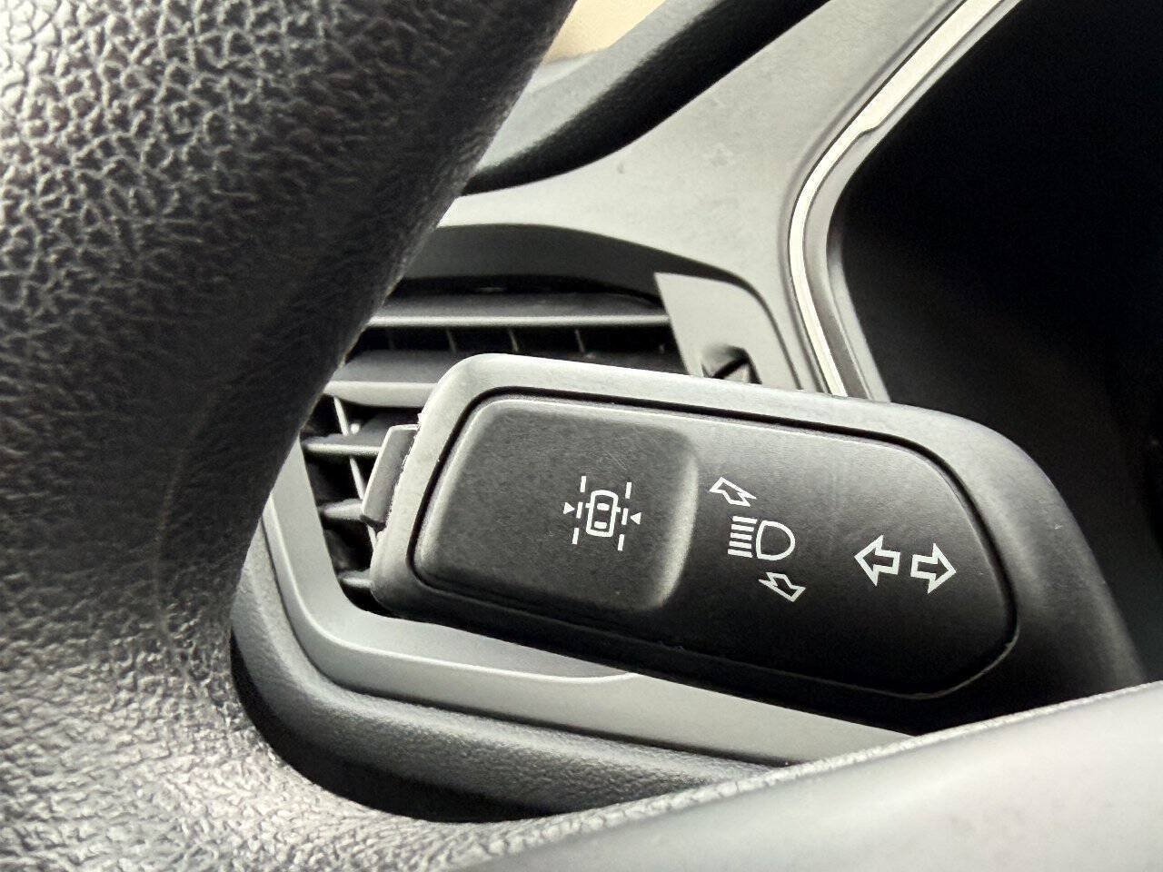 Used 2020 Ford Escape SE AWD/4WD image 24