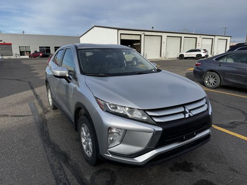 Used 2019 Mitsubishi Eclipse Cross ES image 1