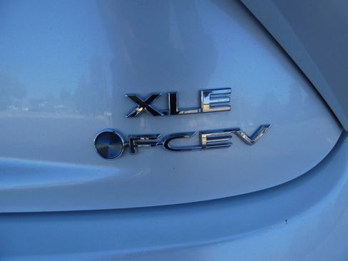 Used 2024 Toyota Mirai w/ Advanced Technology Package image 67