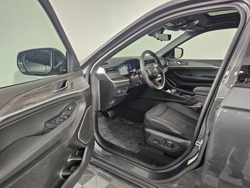 New 2026 Jeep Grand Cherokee Limited AWD/4WD image 22