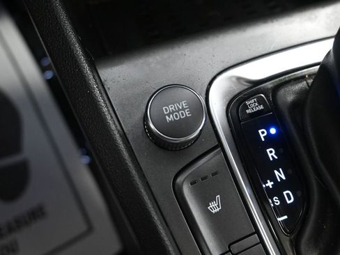 Used 2022 Hyundai Kona Limited AWD/4WD image 26