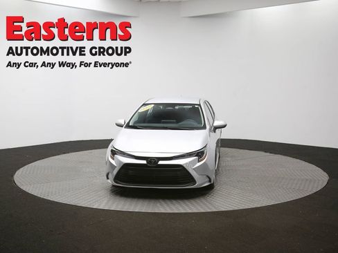 Used 2023 Toyota Corolla LE image 48