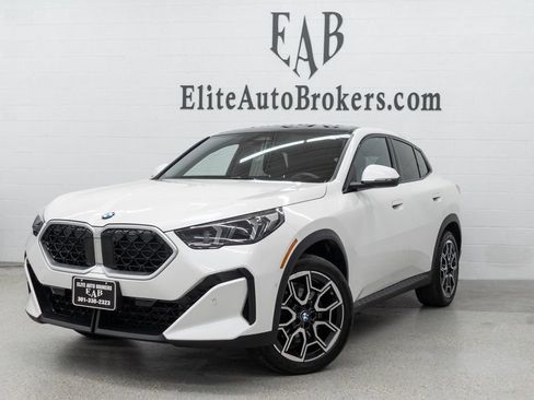 Used 2025 BMW X2 xDrive28i w/ Convenience Package image 1