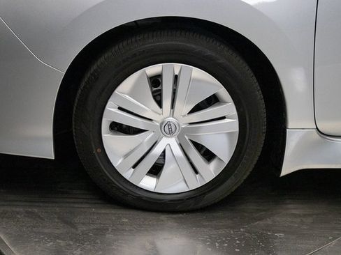 Used 2024 Nissan Leaf S image 8