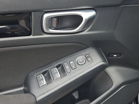 Used 2023 Honda Civic EX image 13