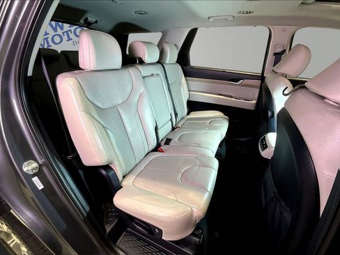 Used 2022 Hyundai Palisade SEL w/ 8P Bench Seat Package FWD image 25
