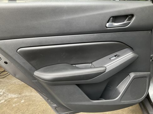 Used 2019 Nissan Altima 2.5 SV AWD/4WD image 34