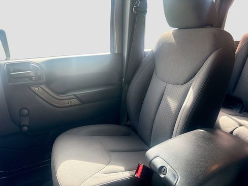 Used 2017 Jeep Wrangler Unlimited Sport w/ Connectivity Group image 23