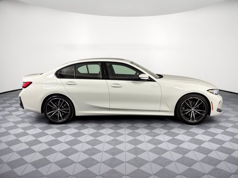 Certified 2023 BMW 330i Sedan w/ M Sport Package RWD image 8