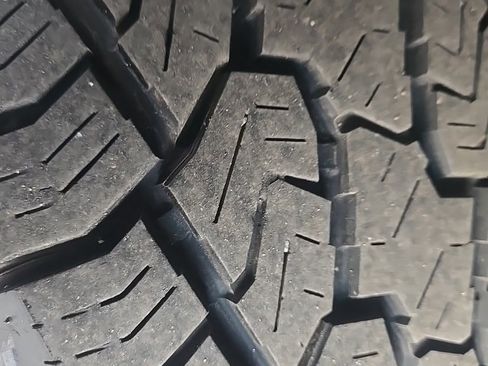 Used 2018 Nissan Titan PRO-4X image 35