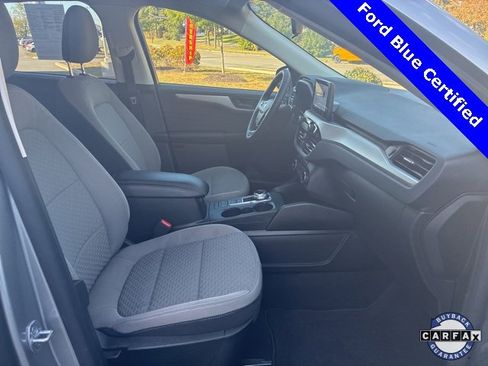 Certified 2022 Ford Escape SE w/ Cold Weather Package image 30