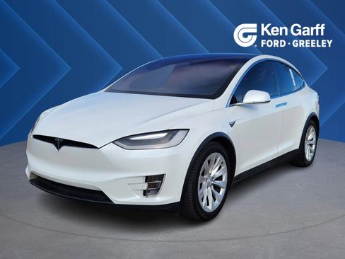 Used 2017 Tesla Model X 90D image 1