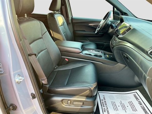 Used 2024 Honda Passport EX-L image 28