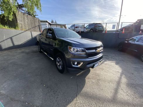 Used 2015 Chevrolet Colorado Z71 AWD/4WD image 8