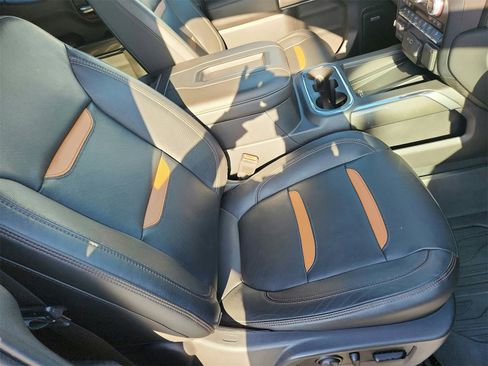 Used 2019 GMC Sierra 1500 AT4 w/ AT4 Premium Package image 24