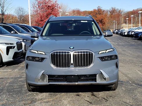 New 2026 BMW X7 xDrive40i image 2