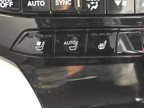 Used 2023 Acura MDX SH-AWD w/ Advance Package image 15