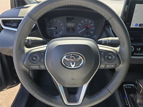 Used 2024 Toyota Corolla SE image 18