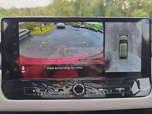 New 2025 Mitsubishi Outlander SE image 21