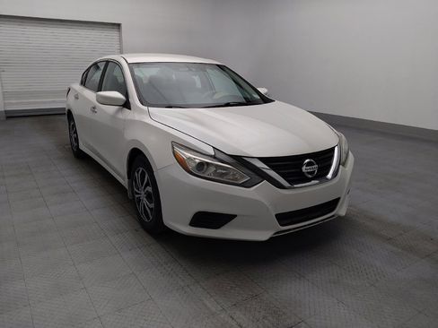 Used 2016 Nissan Altima 2.5 S w/ Power Driver Seat Package FWD image 13