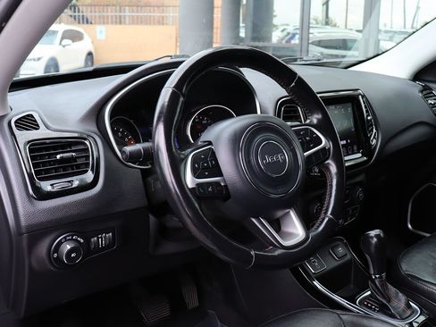 Used 2020 Jeep Compass Limited FWD image 39